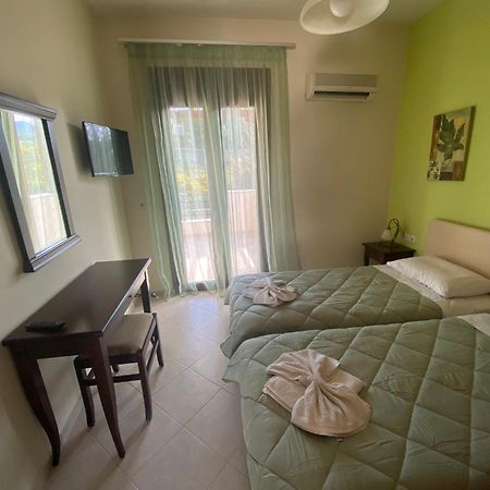 Eligia Villas Mixorrouma Exterior photo