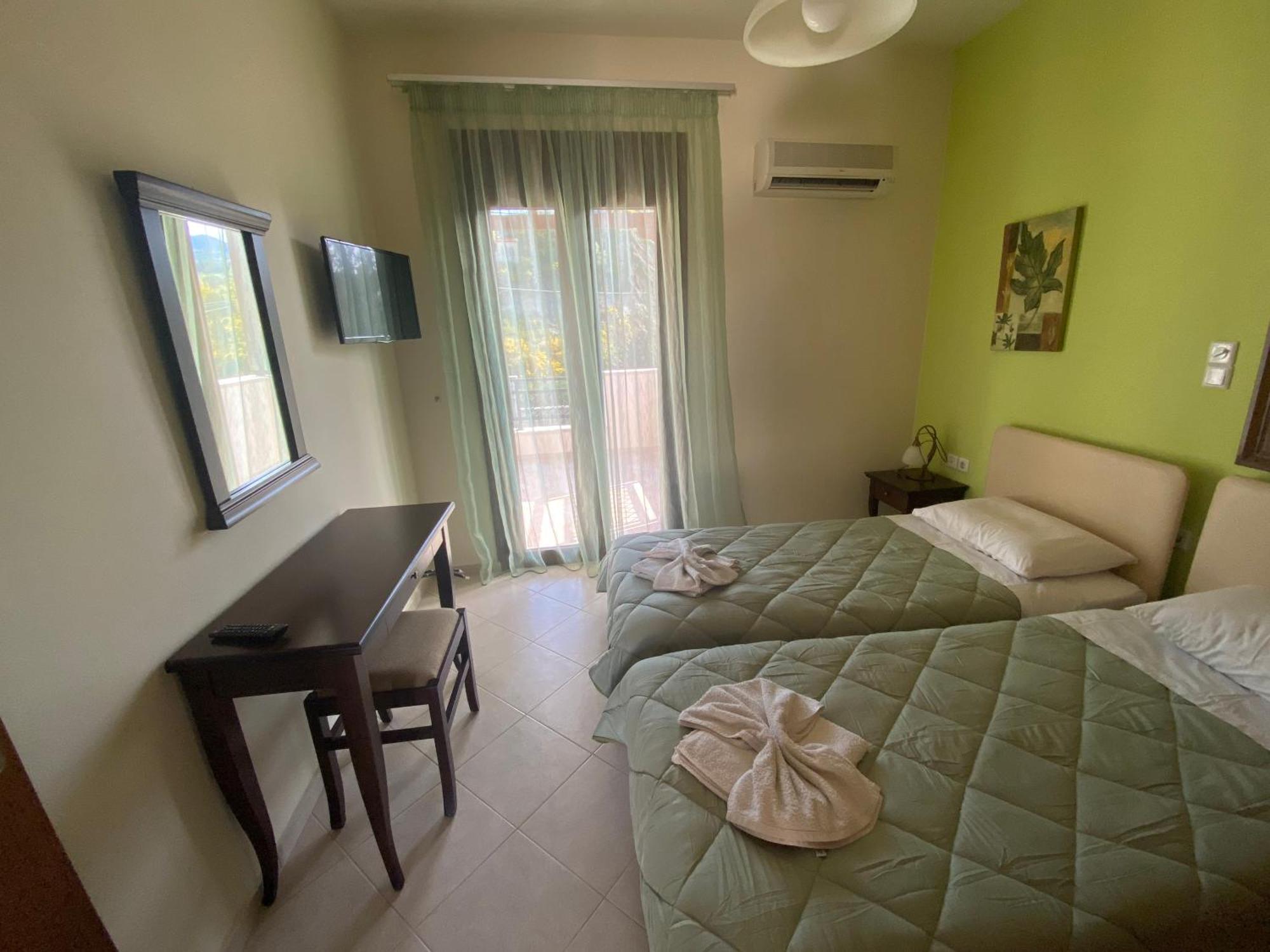 Eligia Villas Mixorrouma Exterior photo